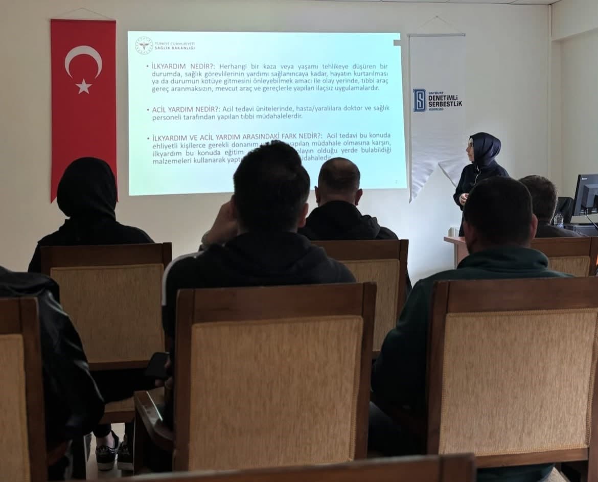 Bayburt'ta İlk Yardım Eğitimi Verildi
