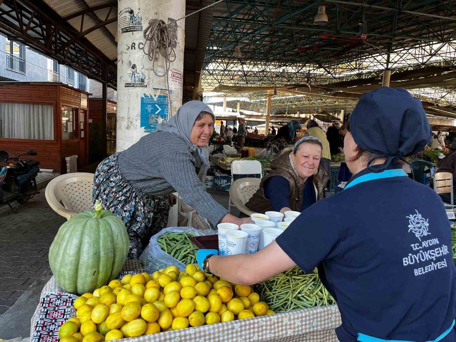 Aydın'daki Pazar Yerlerinde Sıcak Çorba İkramı Başladı