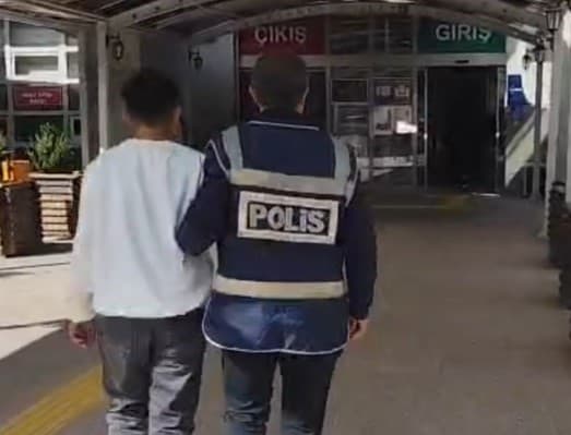 Aksaray'da İş Yerini Soyan Şüpheli Tutuklandı