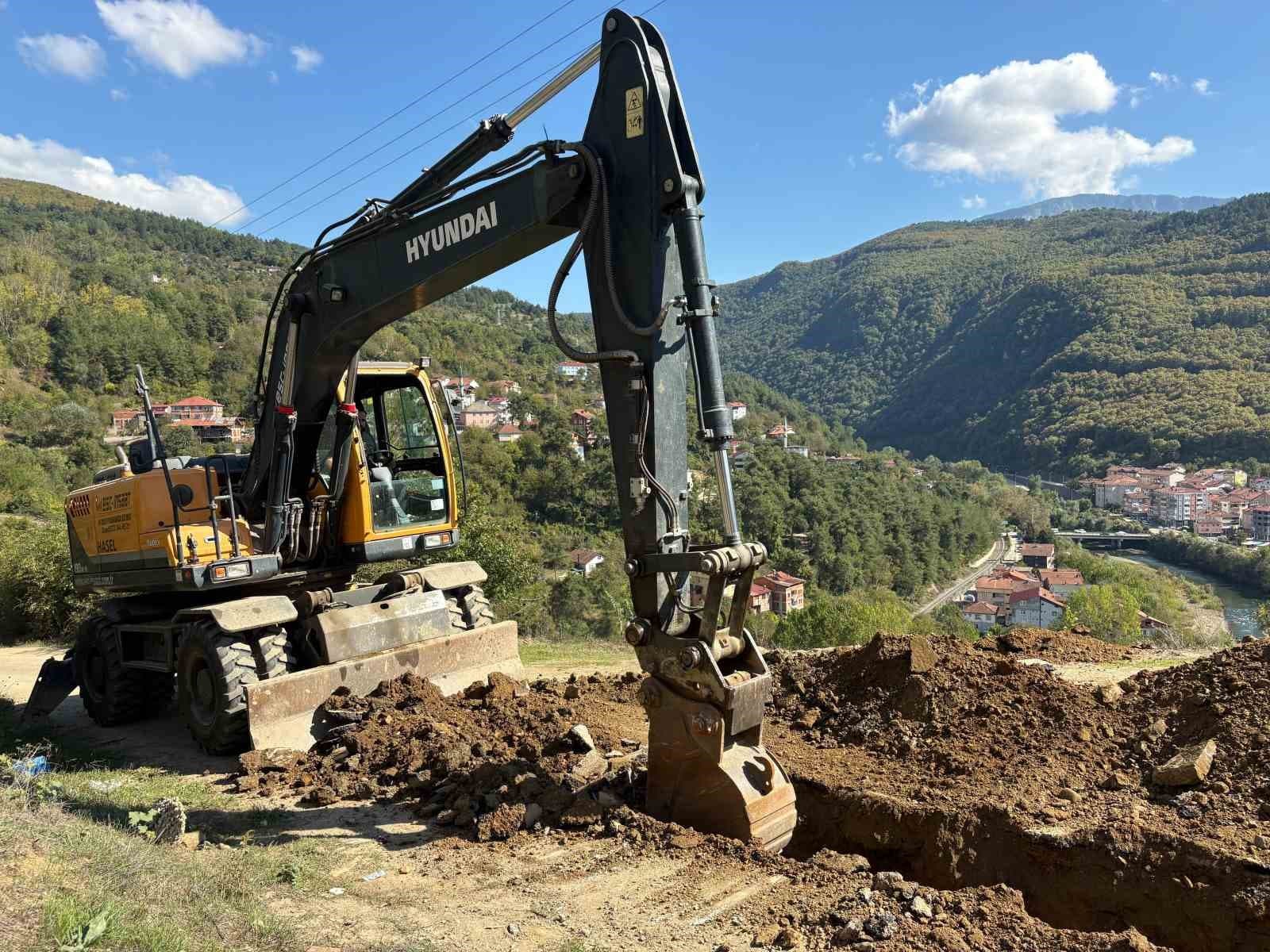 Yenice Karşıyaka Mahallesi'nde Altyapı Seferberliği
