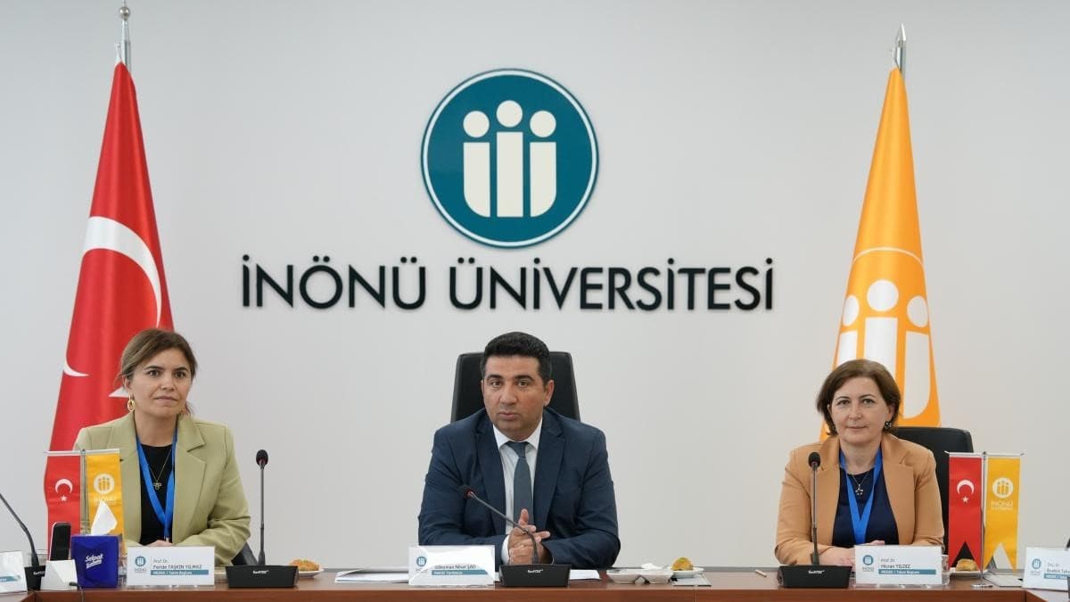 İnönü Üniversitesinde Öğrenci Odaklı Hizmetler Masaya Yatırıldı