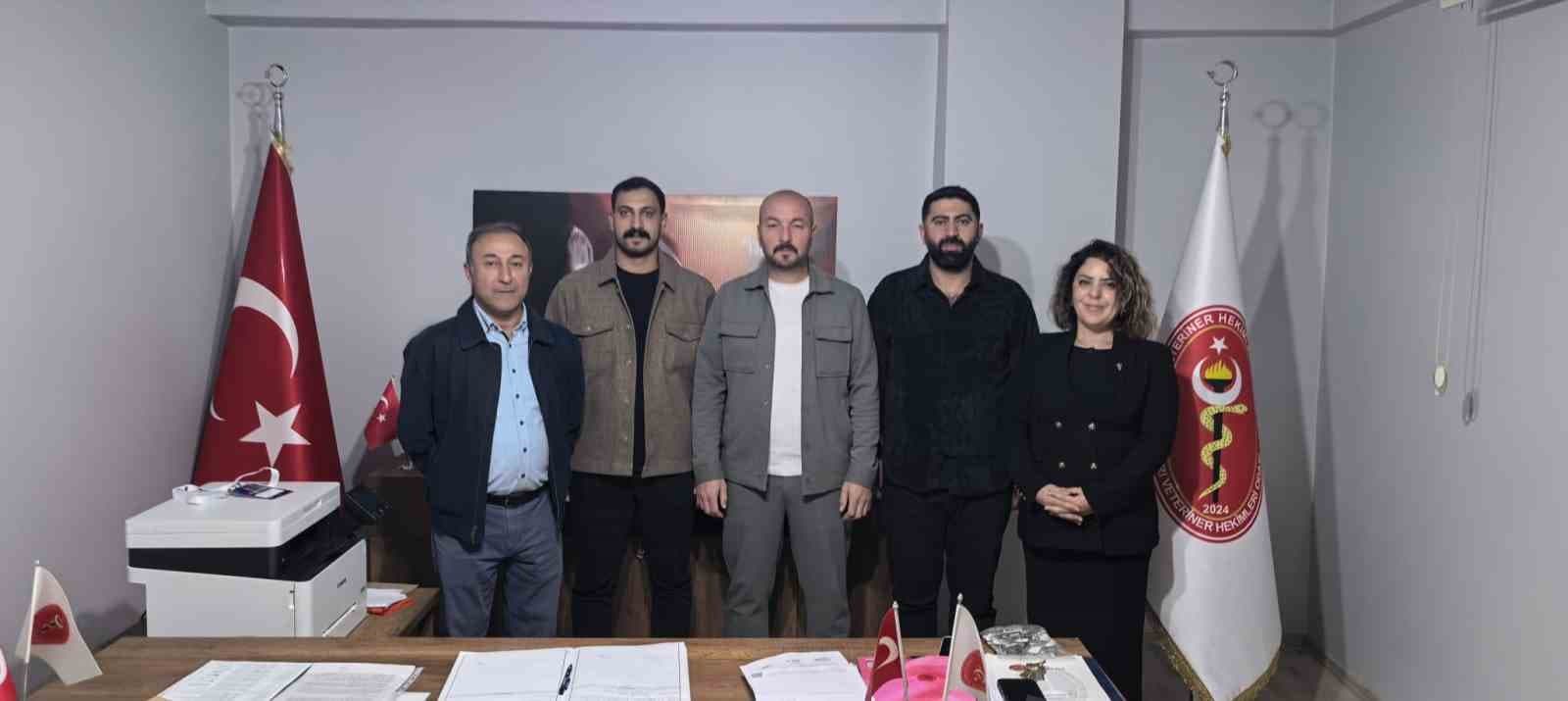 Ağrı Veteriner Hekimleri Odası'nda Osman Alpdoğan Güven Tazeledi