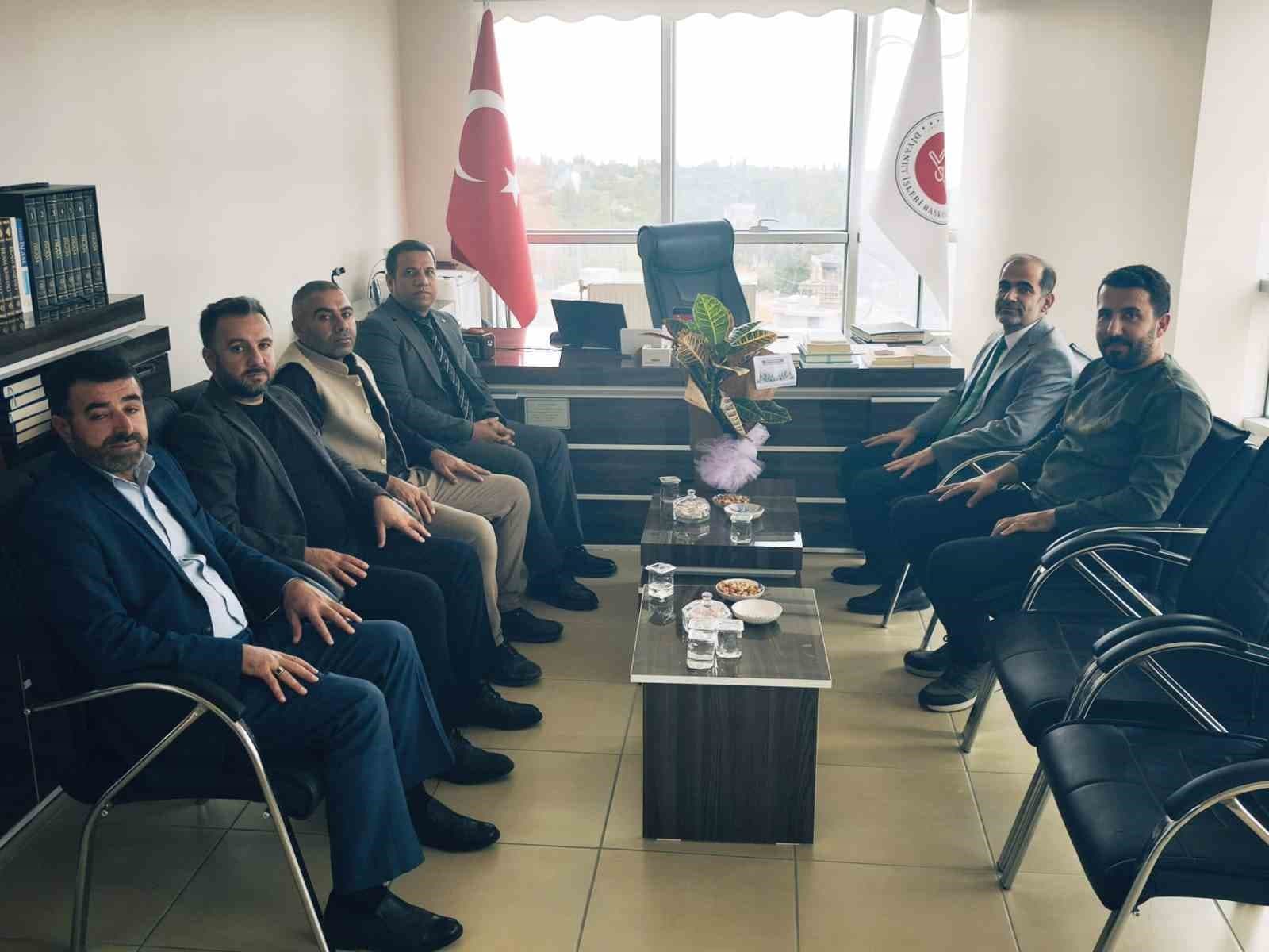 Edremit Nüfus Müdürlüğü'nden Müftülüğe Anlamlı Ziyaret
