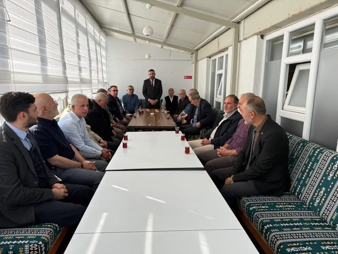 Bozüyük'te Emekli Din Görevlileri Onuruna Kahvaltı Programı