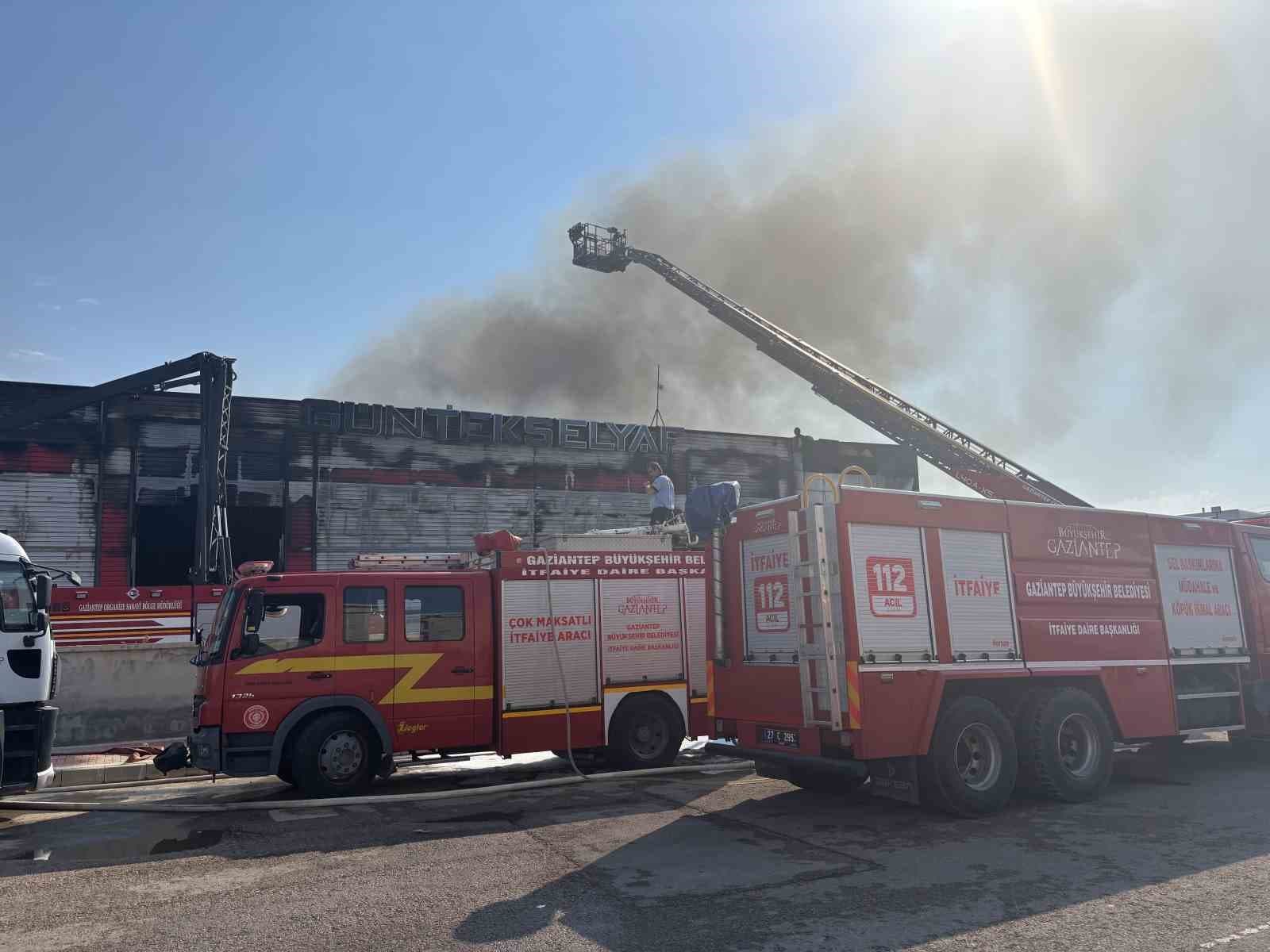 Sigorta Parası İçin Kendi Fabrikasını Yakan İş İnsanı Tutuklandı