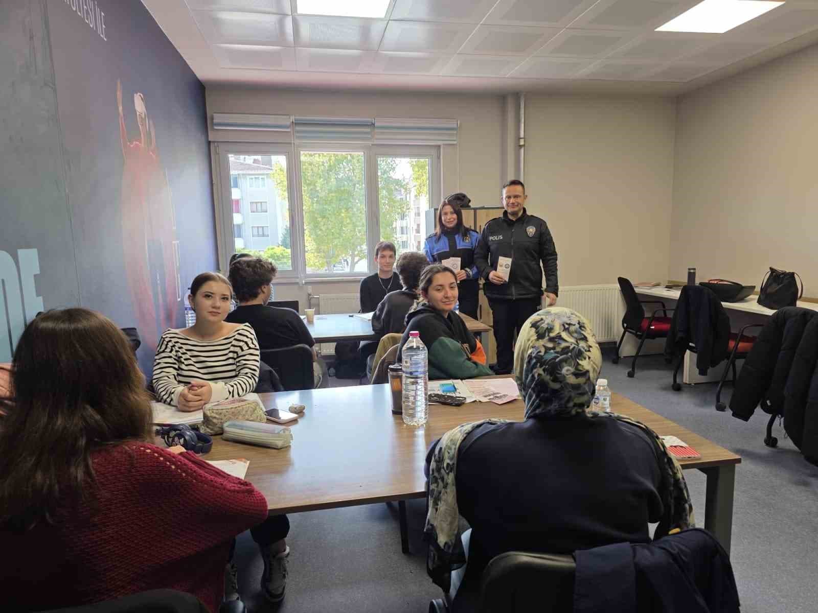 Bozüyük'te Öğrencilere KADES ve Siber Güvenlik Eğitimi