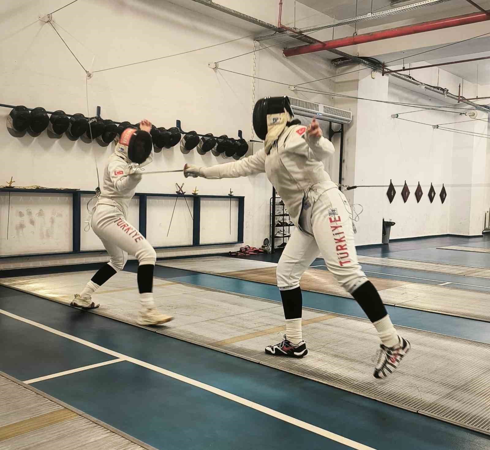 Eskişehir'de Amatör Spor Haftası'na Eskrim Heyecanı Damga Vurdu