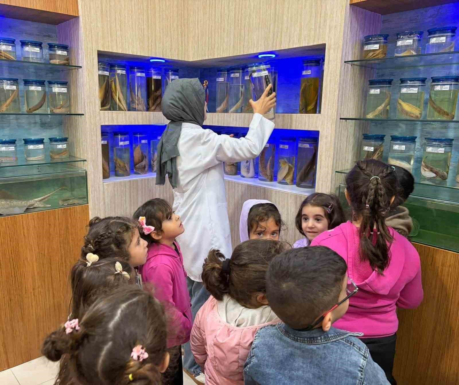 Elazığ'da Minik Öğrenciler Balık Müzesi'ni Keşfetti