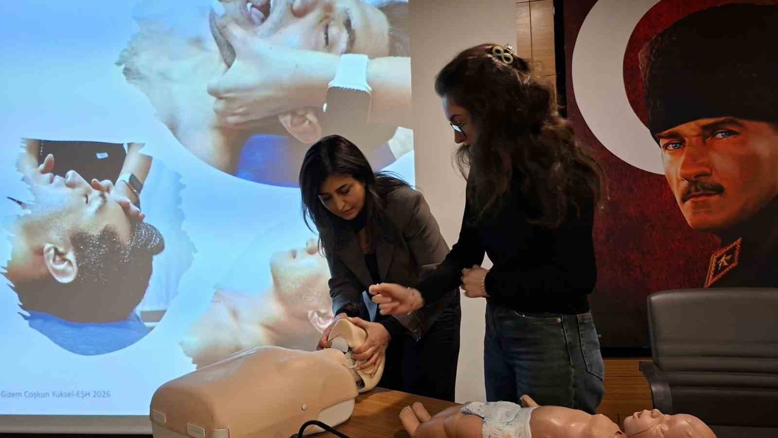 Eskişehir'de Acil Sağlık Hizmetleri Sempozyumu Düzenlendi