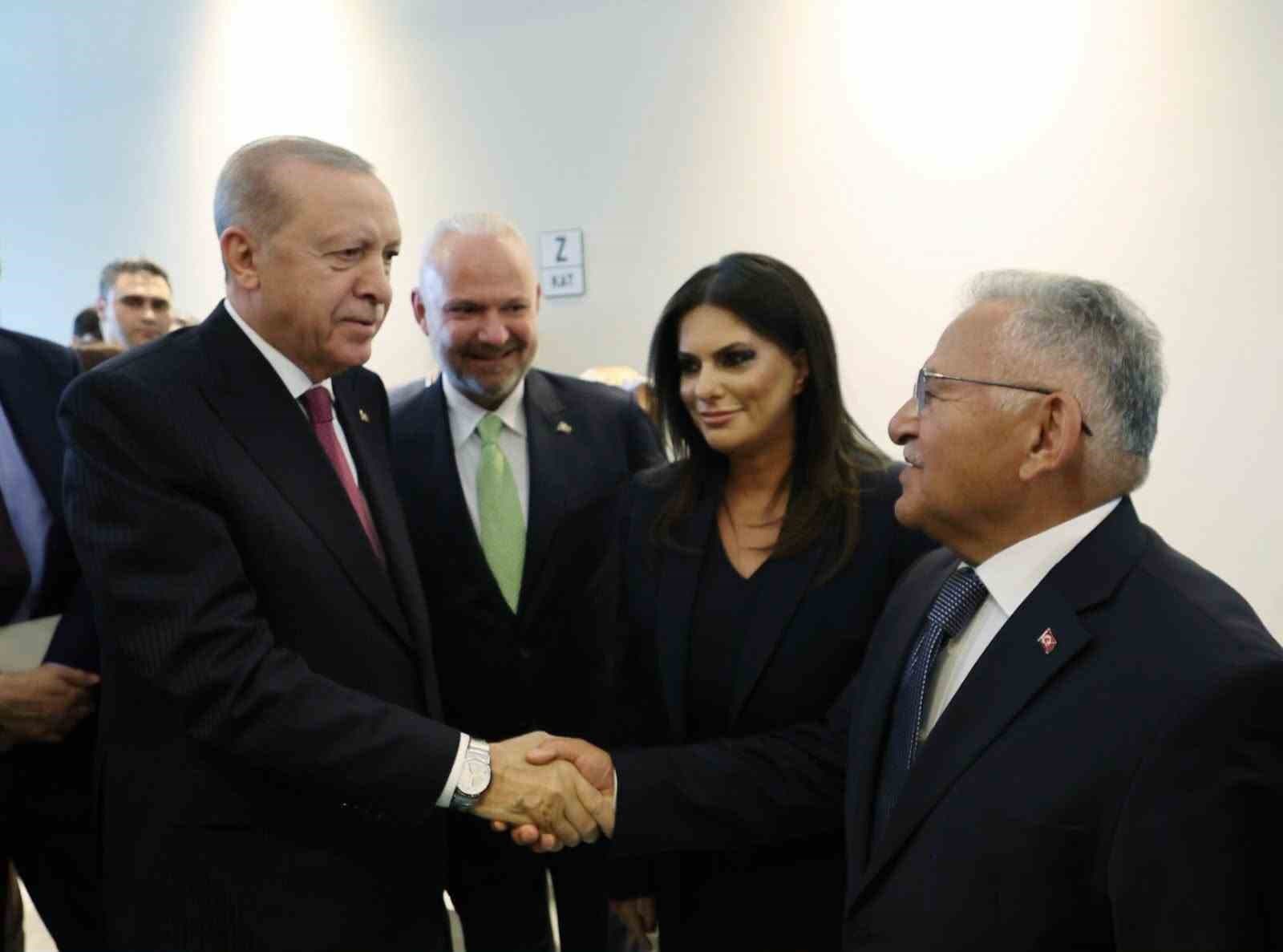 Başkan Büyükkılıç AK Parti Grup Toplantısı'na Katıldı