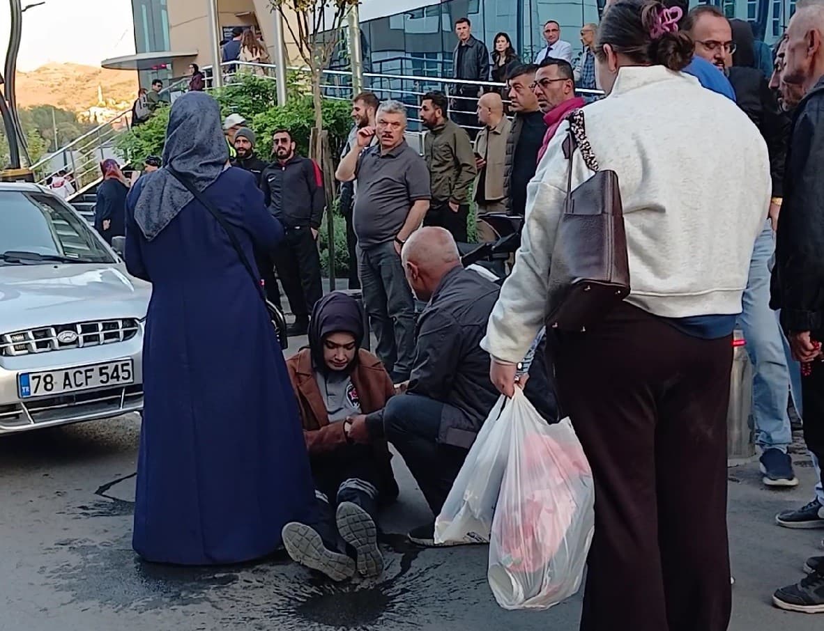 Karabük'te Otomobil Yayaya Çarptı: 1 Kişi Yaralandı
