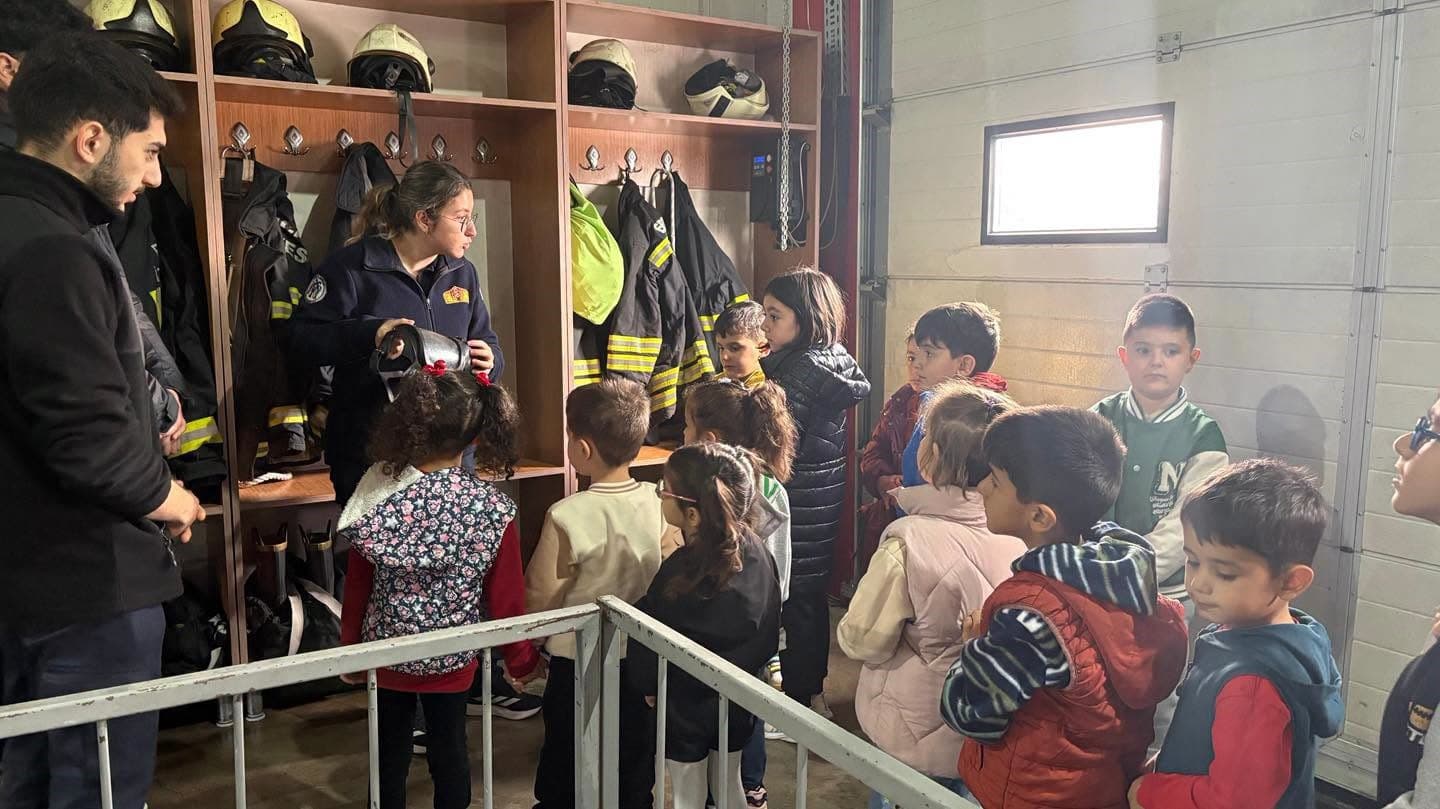 Erzincan'da Minik Öğrencilere İtfaiye Eğitimi