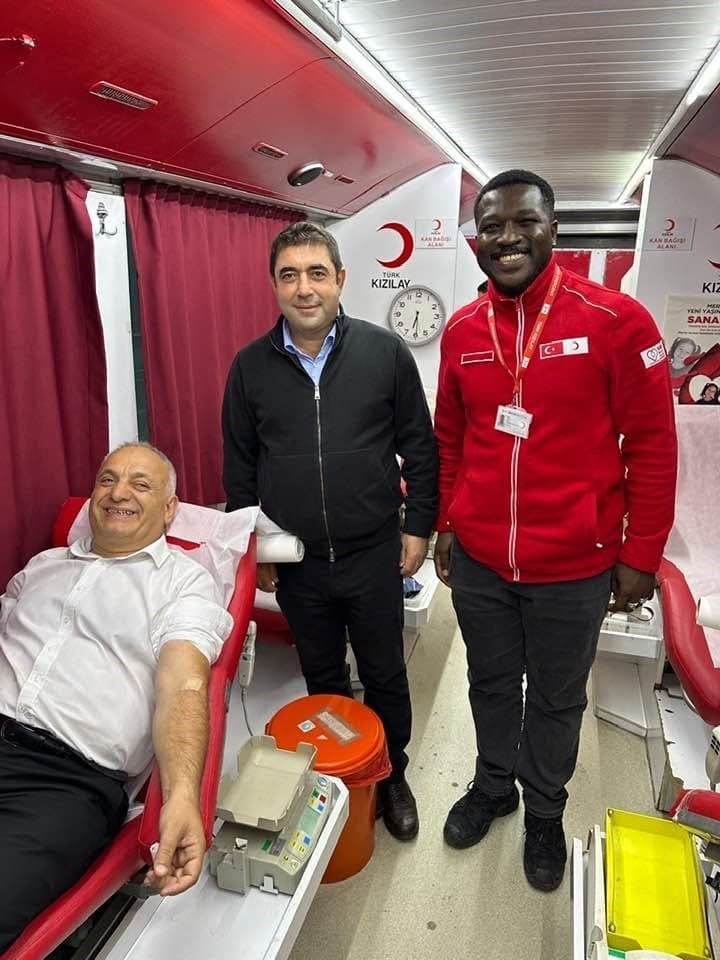 Lokman Ayva'dan Kan Bağışı Seferberliği