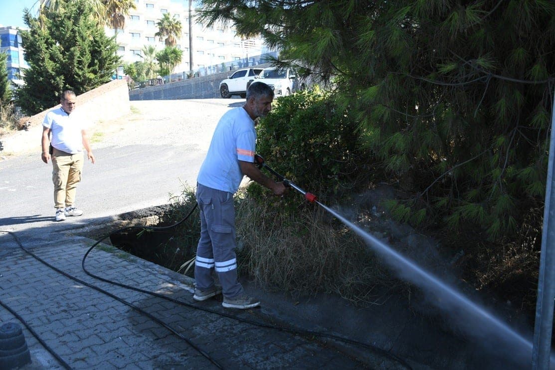 Kuşadası'nda Yağmur Suyu Hatları Mevsimsel Yağışlara Hazırlanıyor