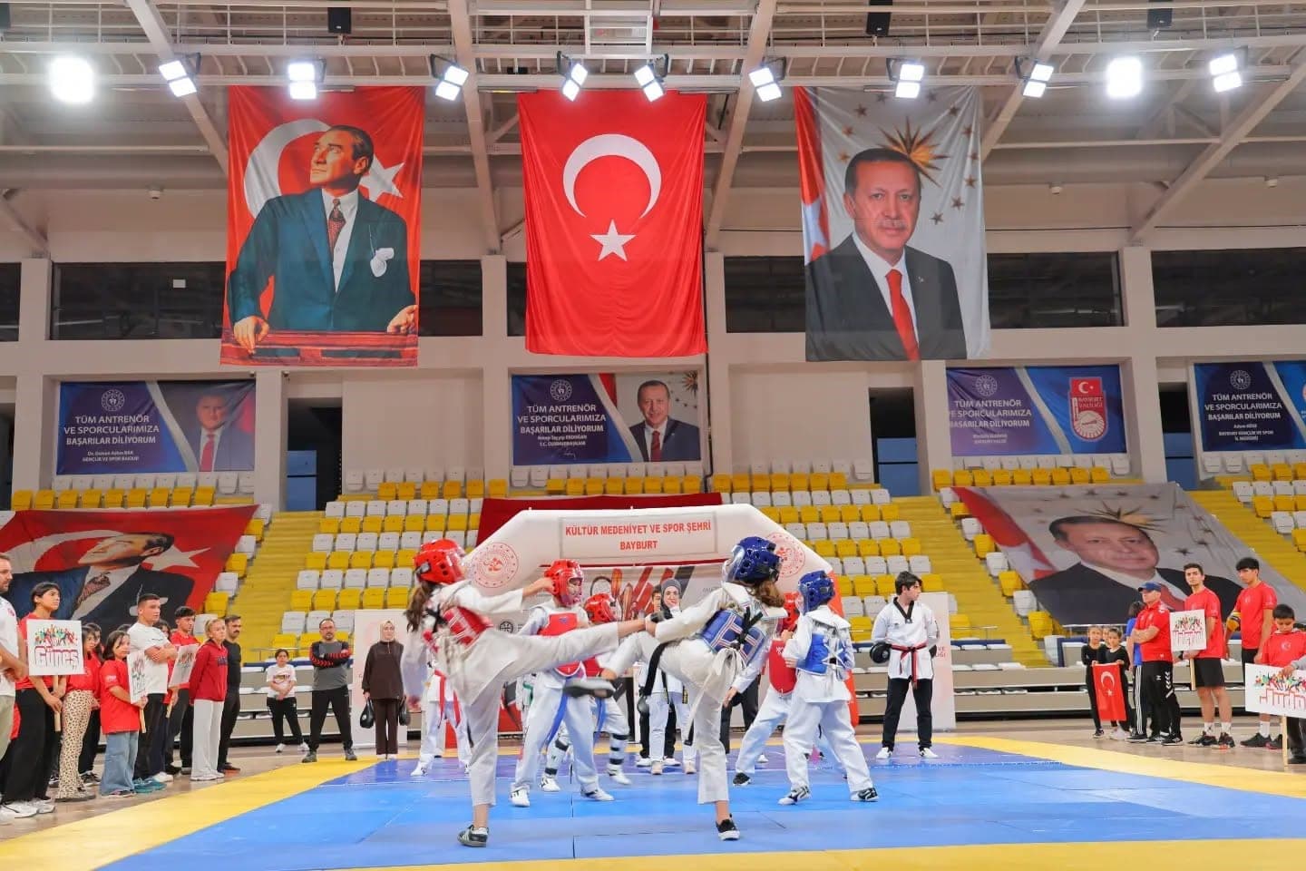 Bayburt'ta Amatör Spor Haftası Coşkuyla Kutlandı