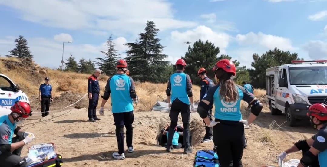 Elazığ'da Afet ve Acil Durum Sağlık Tatbikatı Gerçekleştirildi