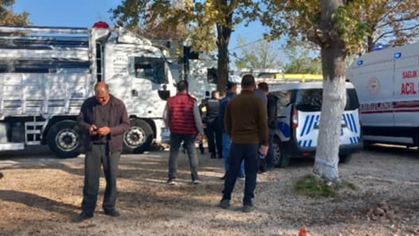 Bursa'da Kamyon Sürücüsü Aracında Ölü Bulundu