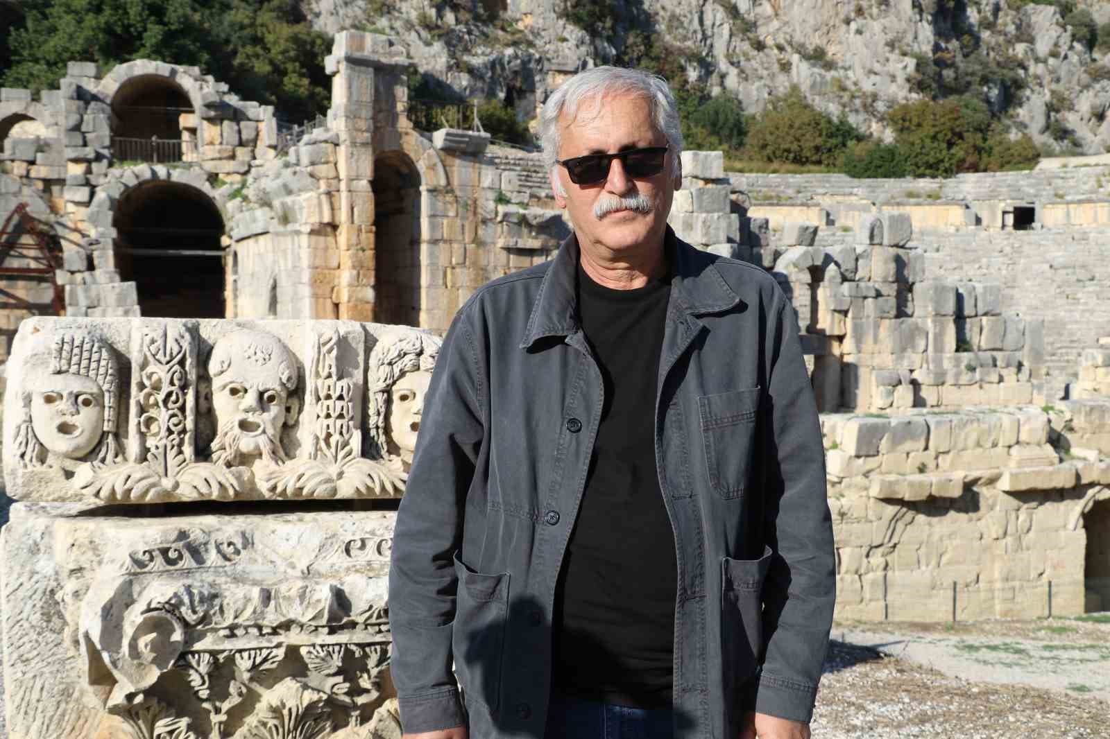 Prof. Dr. Nevzat Çevik'ten Aperlai Antik Kenti'ndeki Kirliliğe Sert Tepki