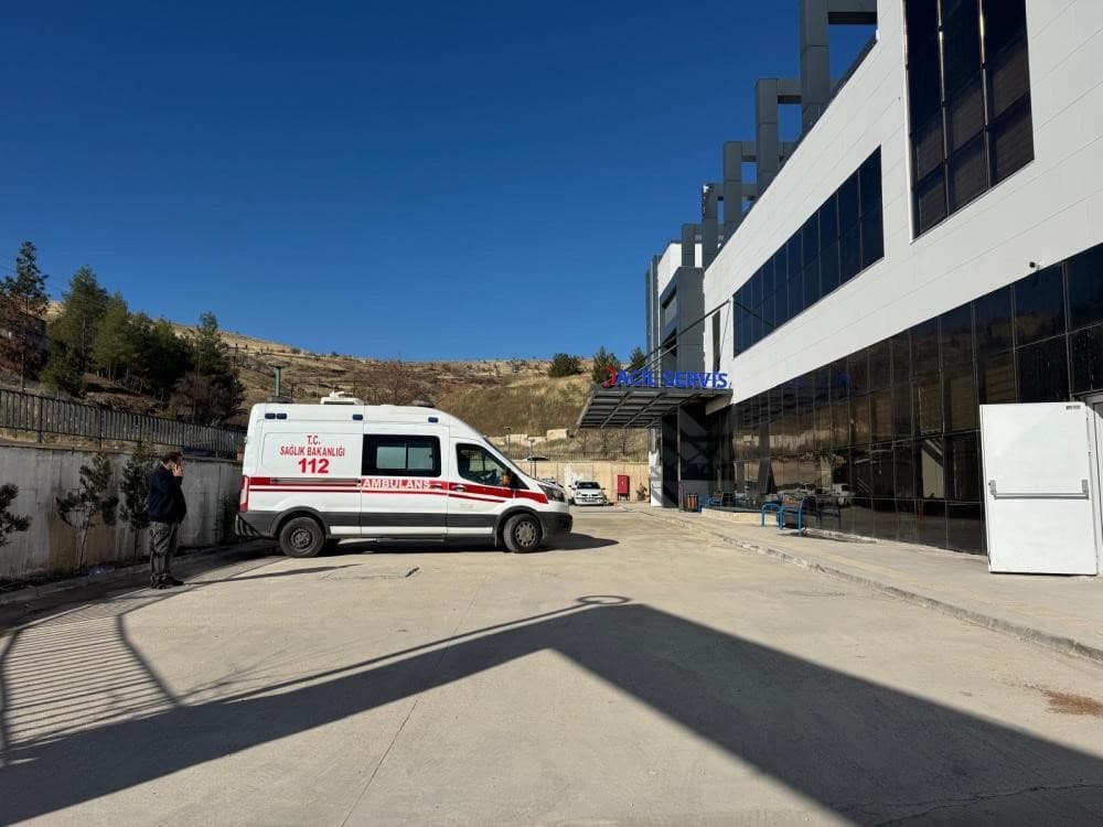 Diyarbakır'da Maddi Hasar Tartışması Kanlı Bitti: 1 Yaralı