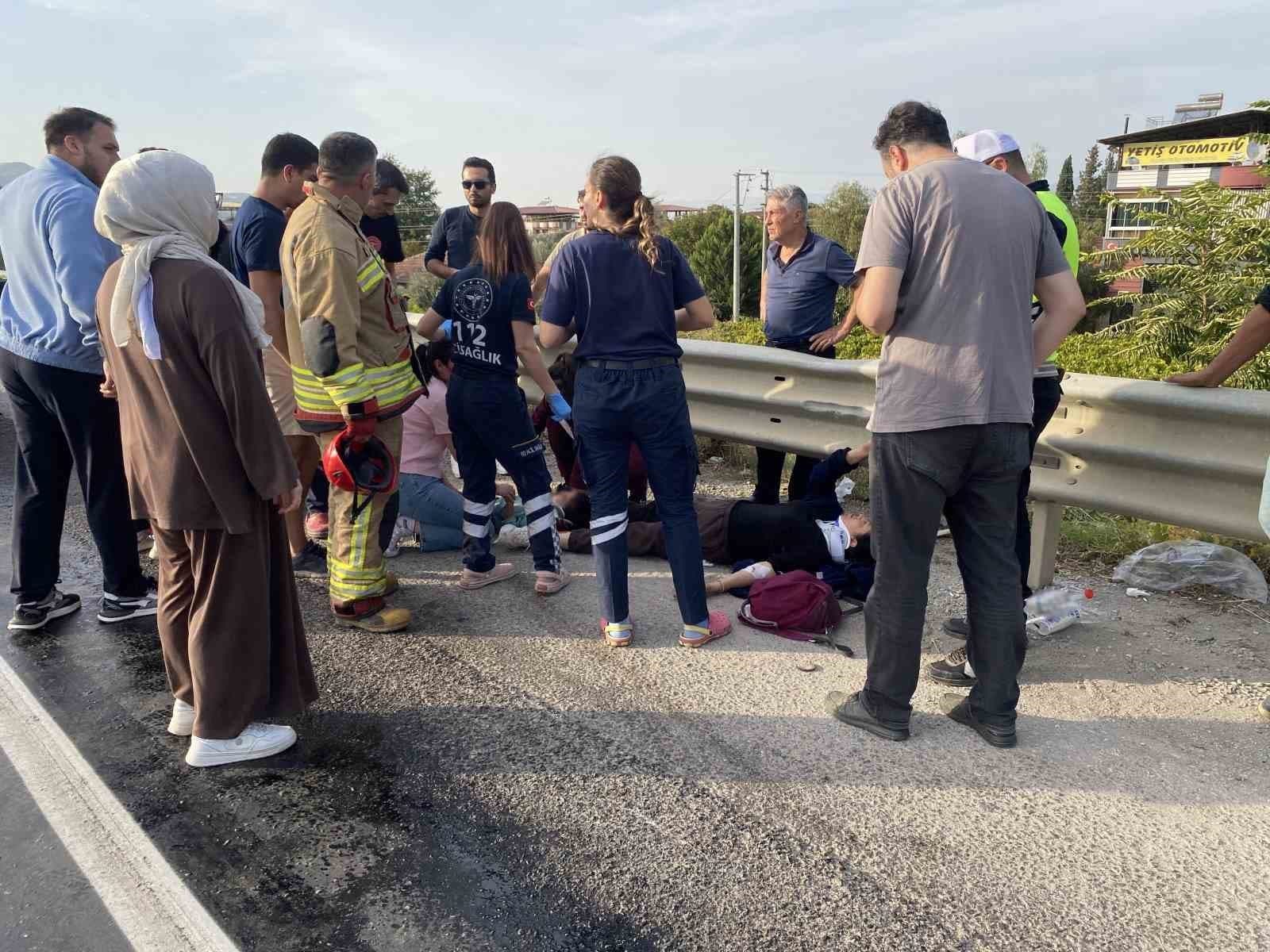 Yola Dökülen Mazot Kazalara Yol Açtı: 5 Yaralı