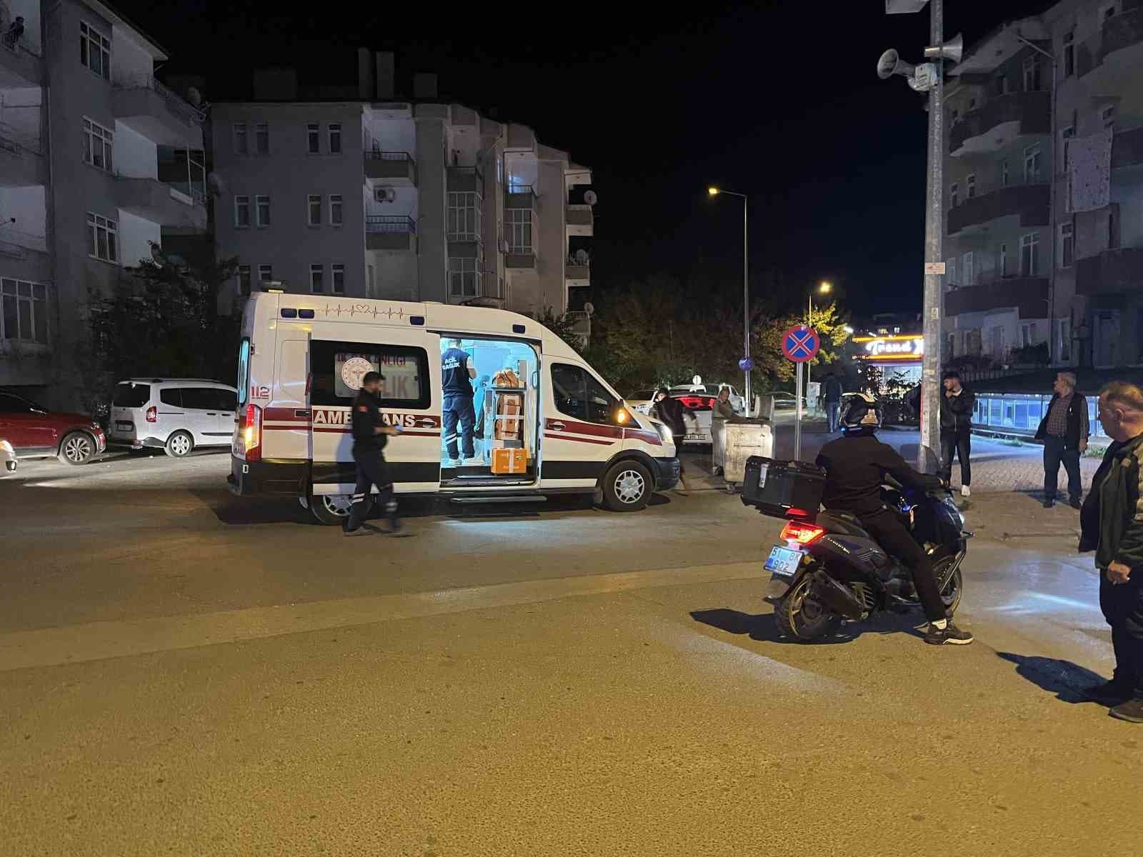 Niğde'de Motosiklet ile Otomobil Çarpıştı: 1 Yaralı