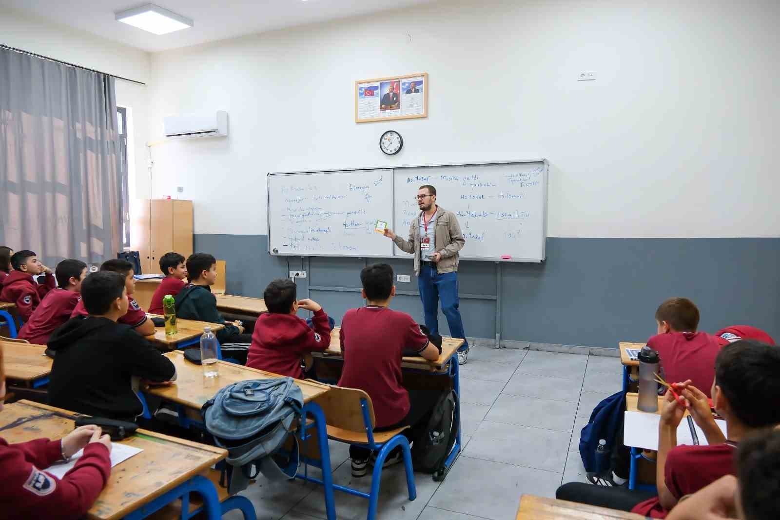 Menemen'de Dijital Eğitim Desteği Alan Öğrenci Sayısı 40 Bine Ulaştı
