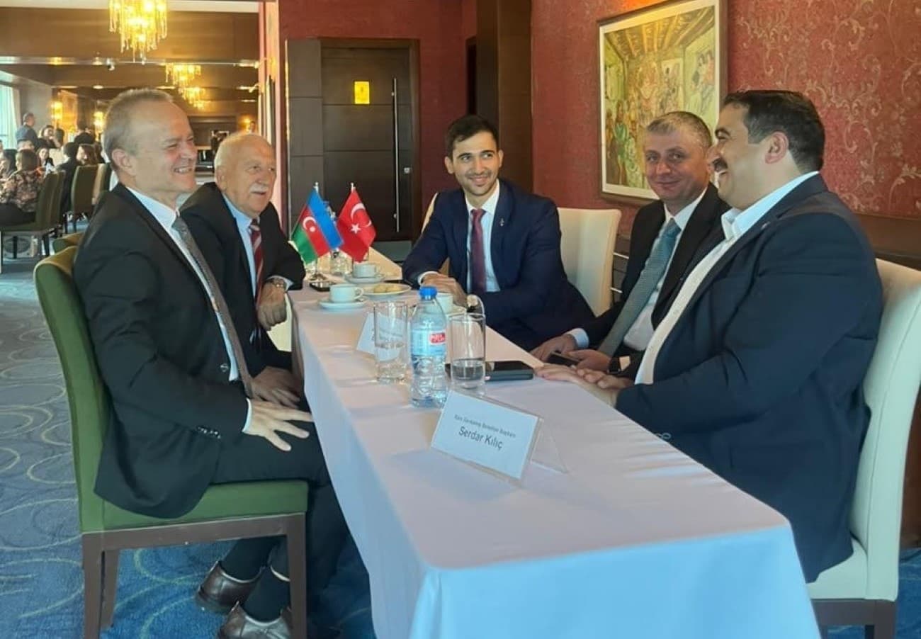 Sarıkamış'ın Kış Turizmi Potansiyeli Bakü'de Tanıtıldı