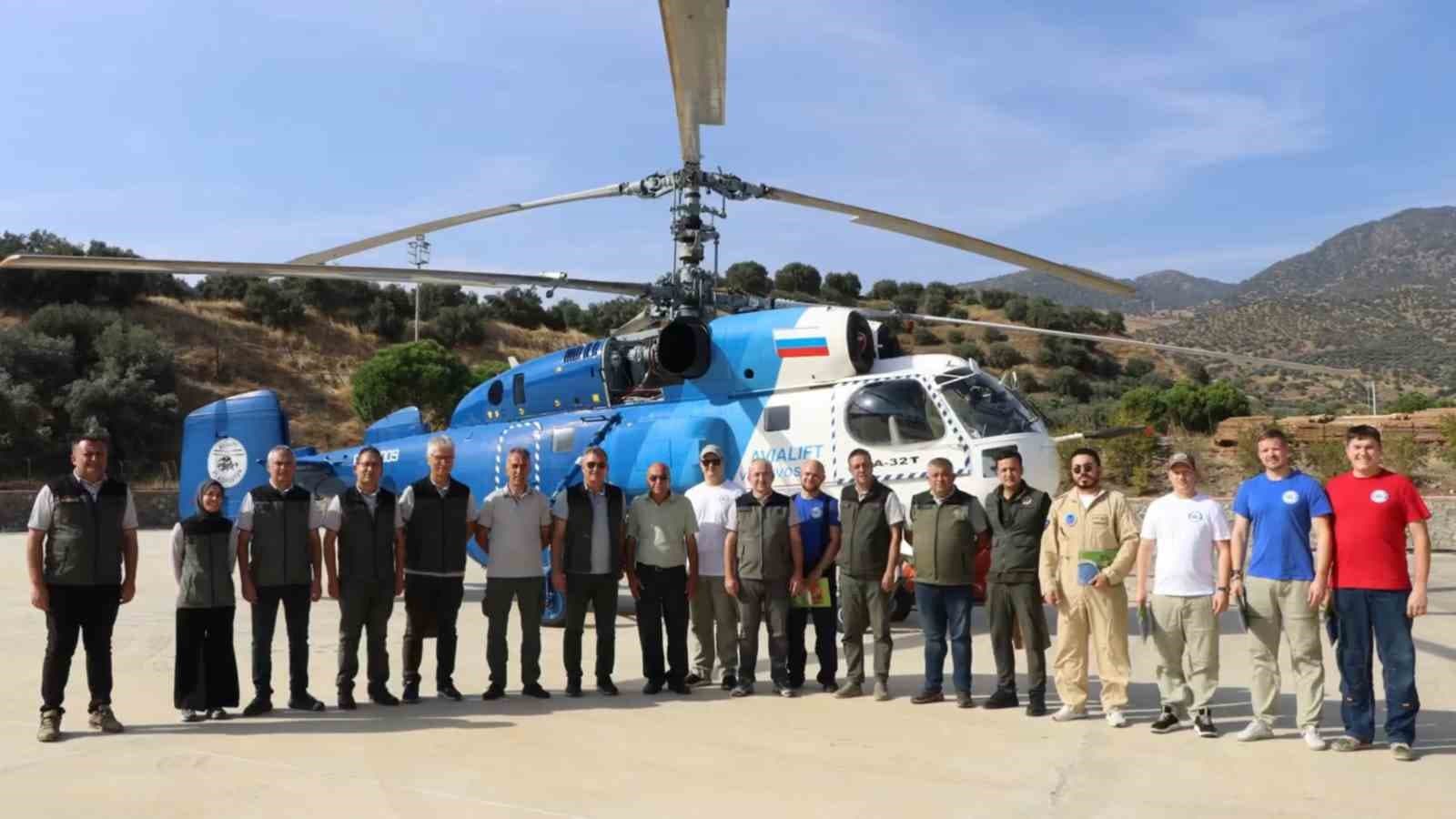 Muğla'da Yangınla Mücadele Eden Hava Ekiplerine Teşekkür Belgesi Verildi