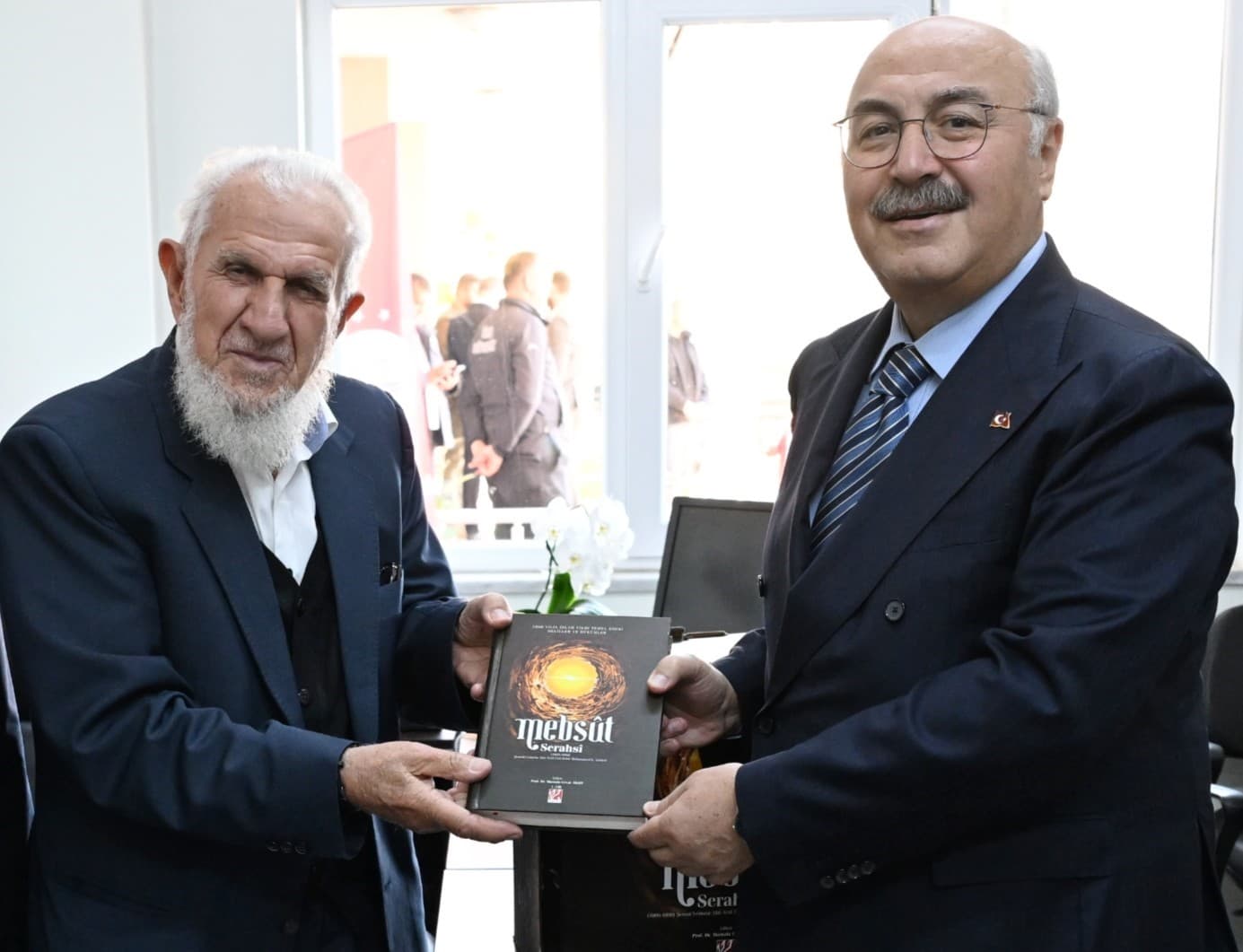 Vali Köşger: "İslam Okyanus Gibidir"