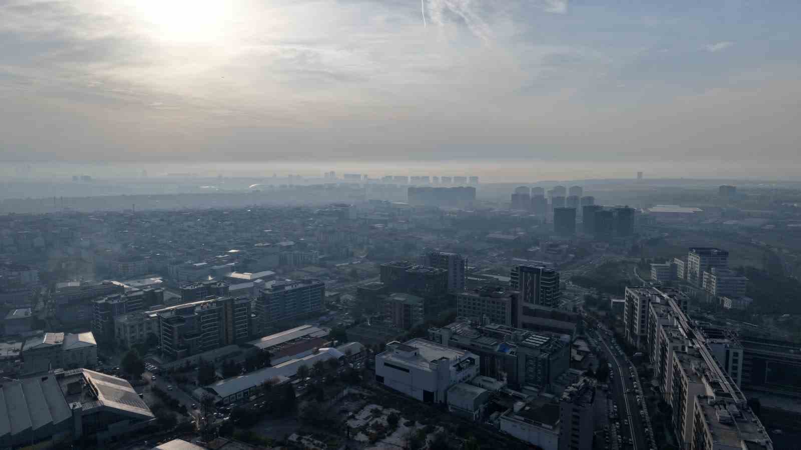 İstanbul'da Hava Kalitesi Alarm Veriyor: Bazı Bölgelerde Hassas Seviyeye Ulaşıldı