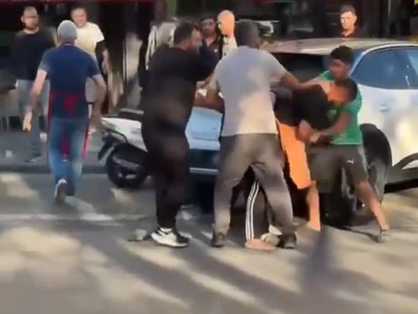 Başakşehir'de Esnaf ve Kurye Arasında Yumruklu Kavga