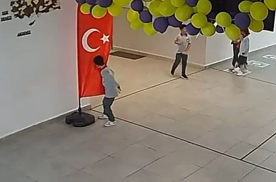 Bayrak Sevgisiyle Gönülleri Fetheden Miran'a Anlamlı Ziyaret