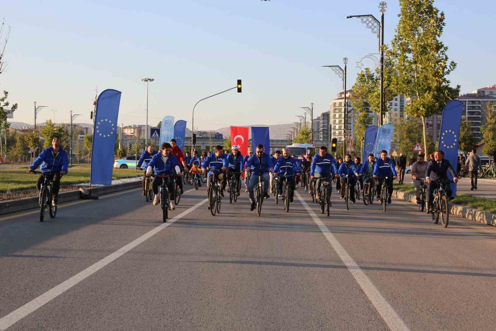 Sivas'ta Sürdürülebilir Ulaşım İçin Pedal Çevrildi