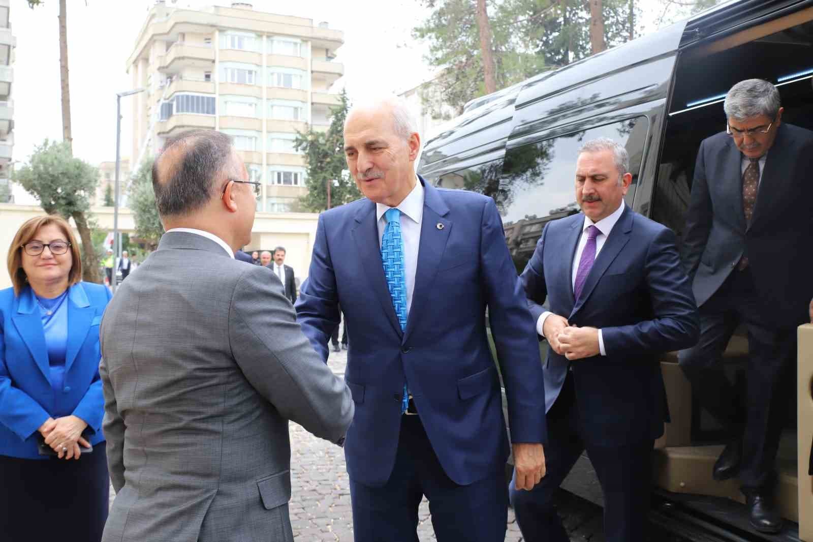 TBMM Başkanı Numan Kurtulmuş Gaziantep Valiliğini Ziyaret Etti