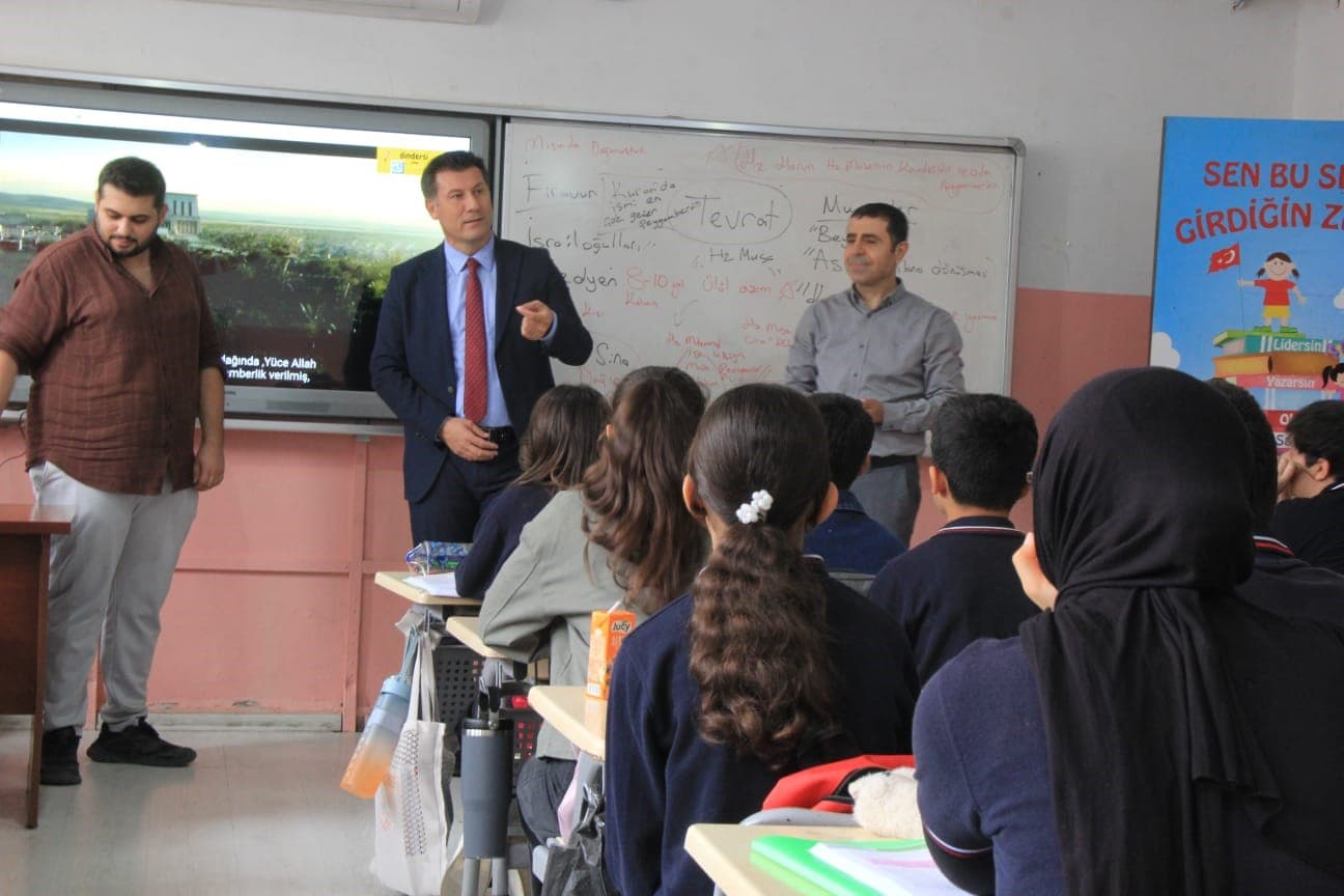 Cizre İlçe Milli Eğitim Müdürü Şahan İke'den LGS Öğrencilerine Sosyal Medya Uyarısı