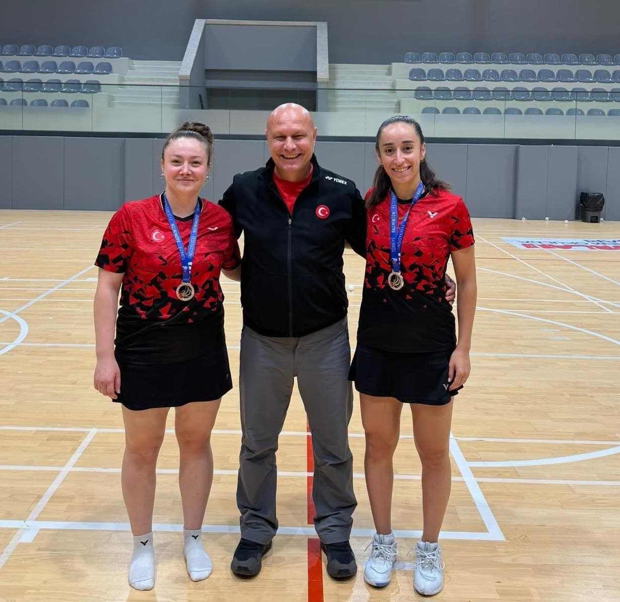 Erzincanlı Badmintoncular Uluslararası Turnuvada Madalyalara Doydu