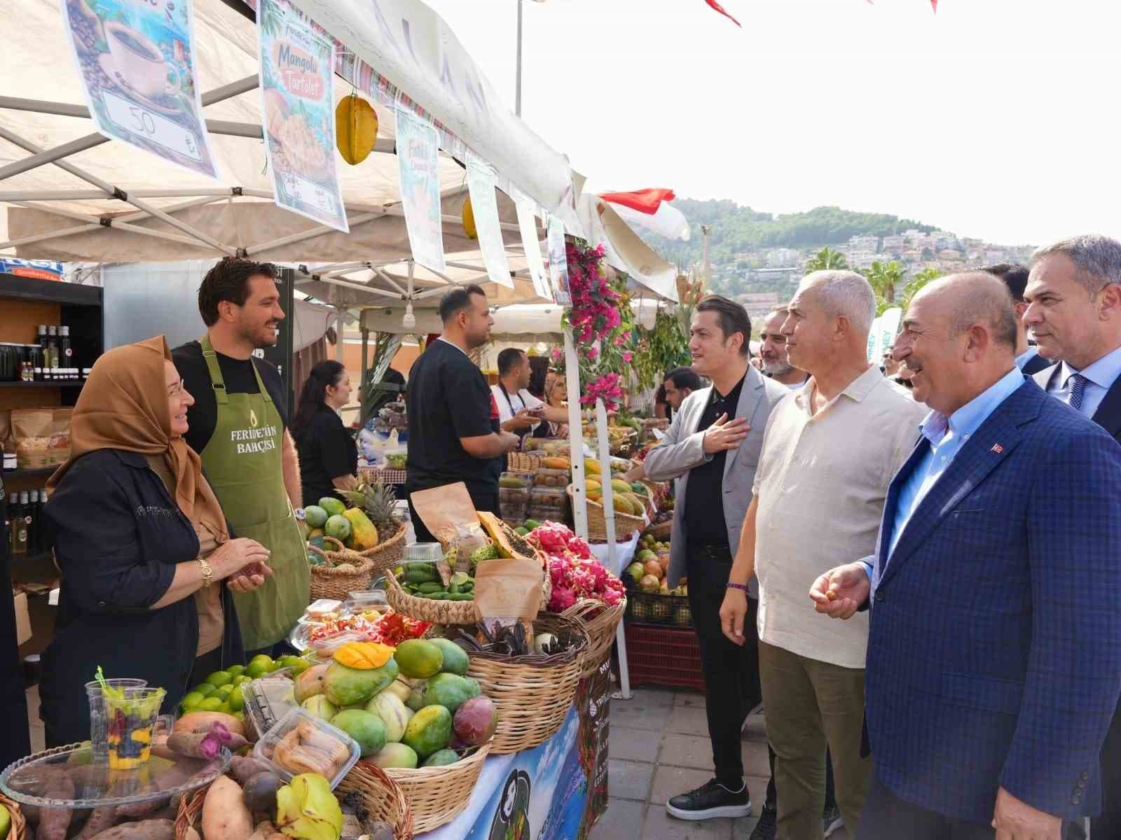 Alanya'nın Tropikal Zenginliği Uluslararası Festivalle Tanıtıldı