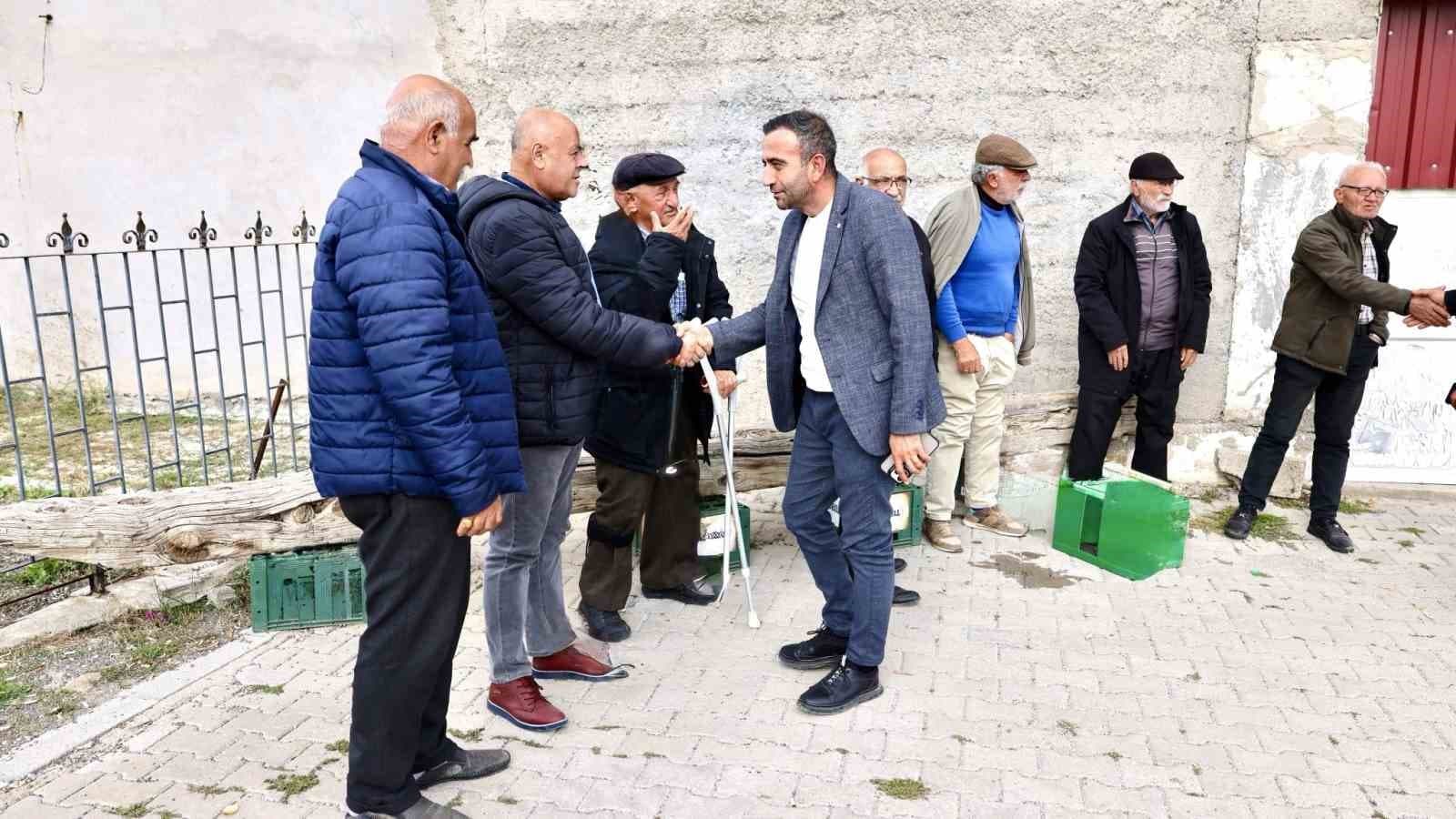 Başkan Ulutaş Durulova ve Darıca Mahallelerinde Vatandaşlarla Buluştu