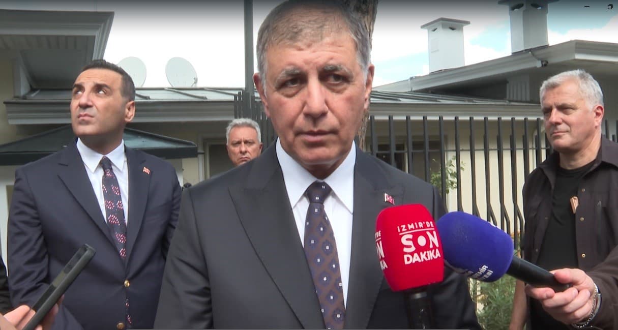Başkan Cemil Tugay'dan Özgür Özel'in Sözlerine Yanıt: 'Kem Söz Sahibine Aittir'