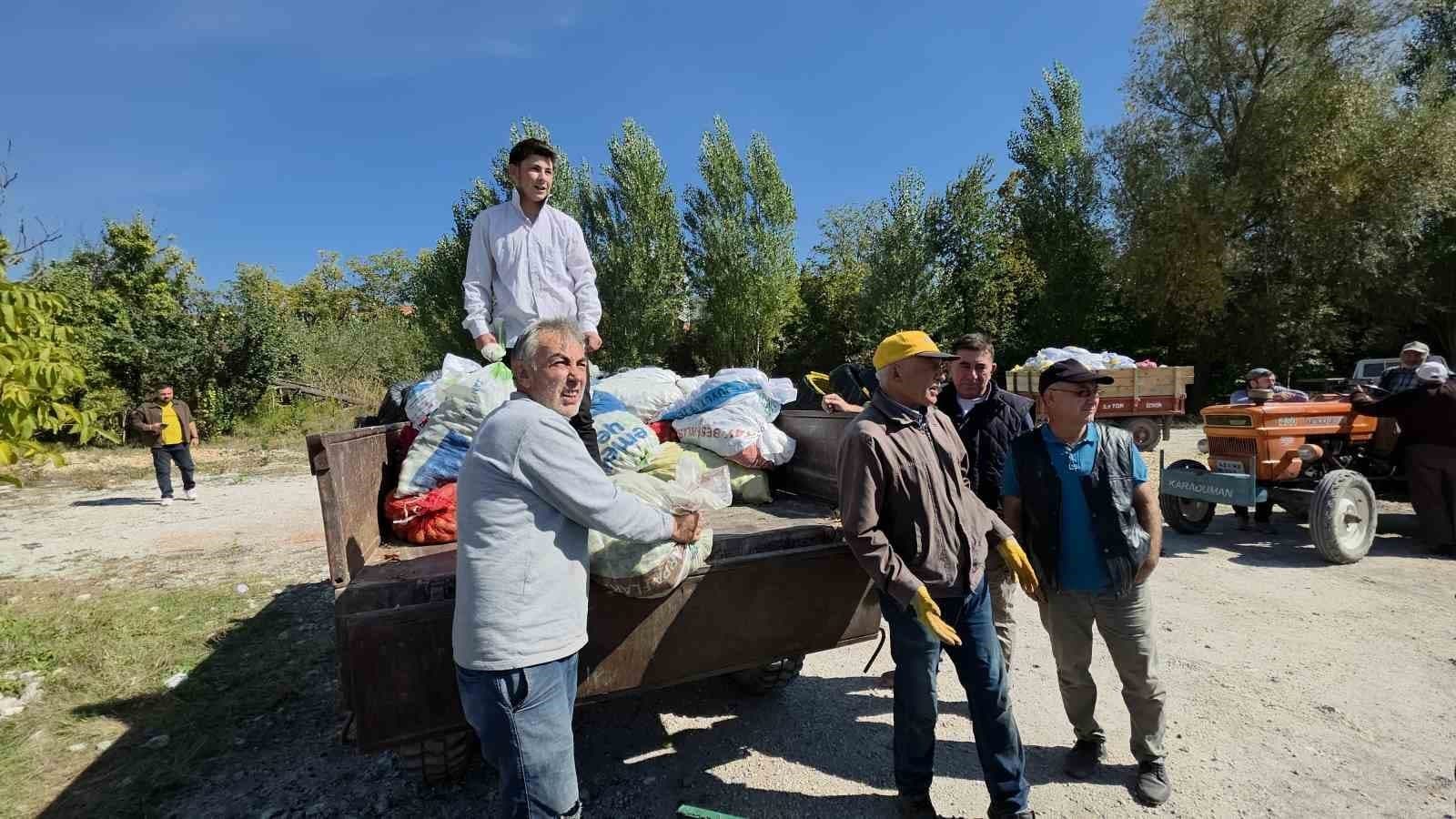 Domaniçli Ceviz Üreticileri Kooperatif ve Tesis Talebiyle Destek Bekliyor