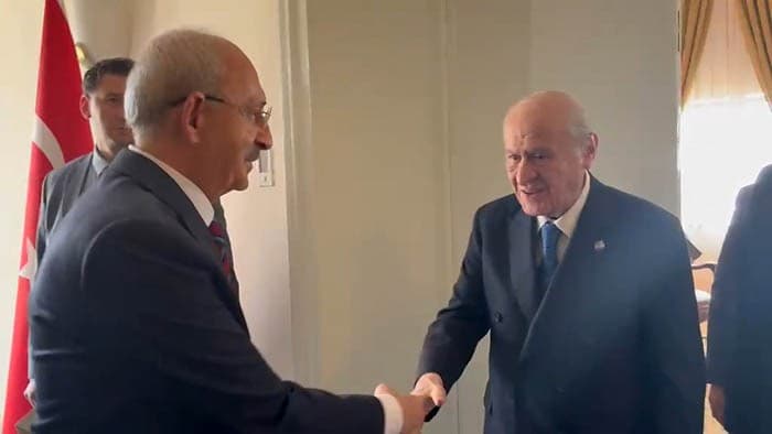 Kılıçdaroğlu ve Bahçeli Meclis'te Bir Araya Geldi