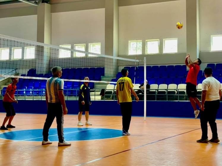 Pazaryeri'nde Kurumlar Voleybol Maçıyla Bir Araya Geldi