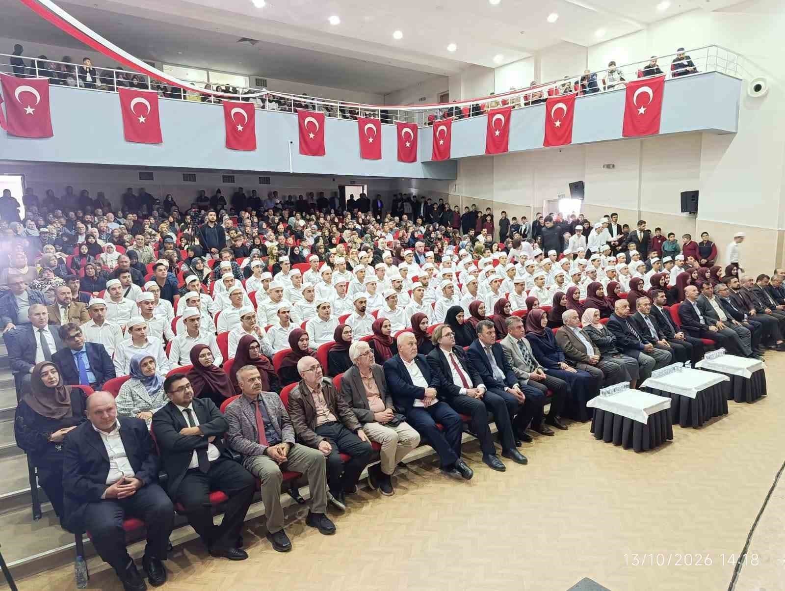Afyonkarahisar'da 146 Öğrenci Hafızlık İcazeti Aldı
