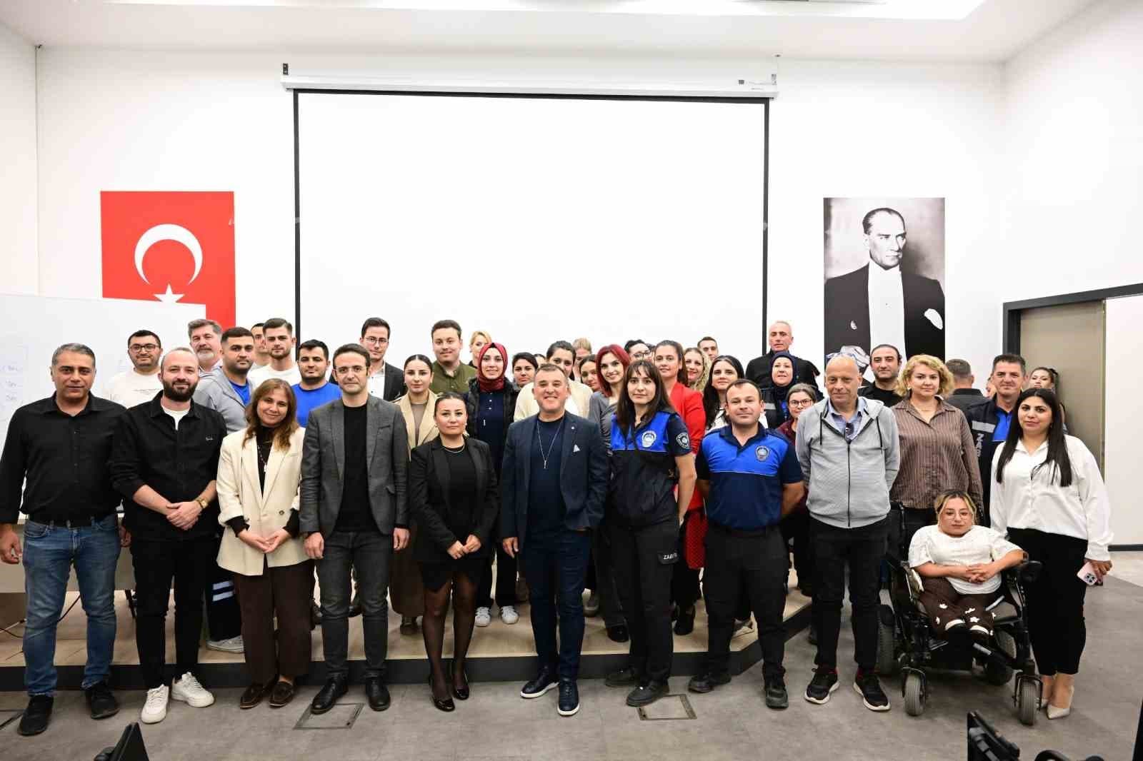 Manisa Büyükşehir Belediyesi Personeline Disleksi Eğitimi Verildi