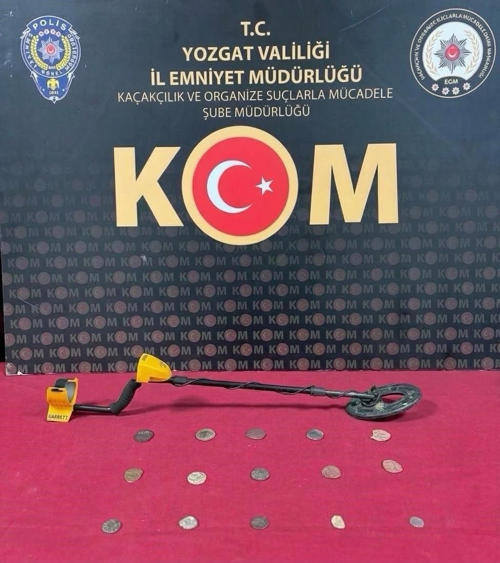 Yozgat'ta Tarihi Eser Operasyonu: 15 Obje Ele Geçirildi
