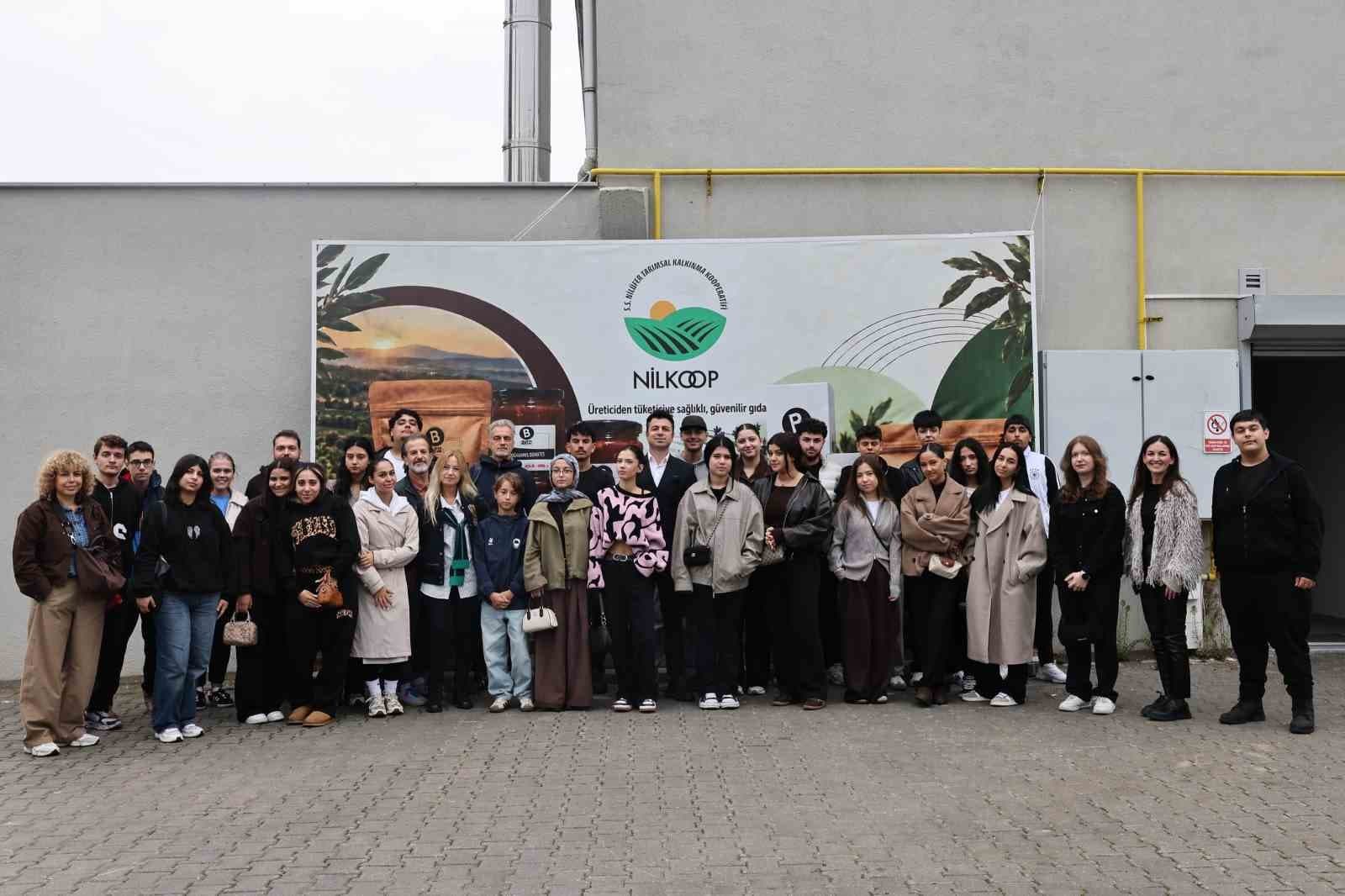 Kardeş Okullar Nilüfer'in Tarımsal Üretim Modellerini İnceledi