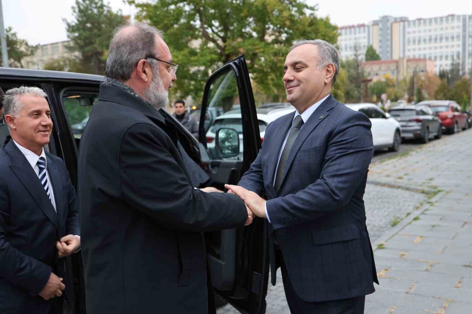 Prof. Dr. Mehmet Görmez Erciyes Üniversitesi'nde Konferans Verdi