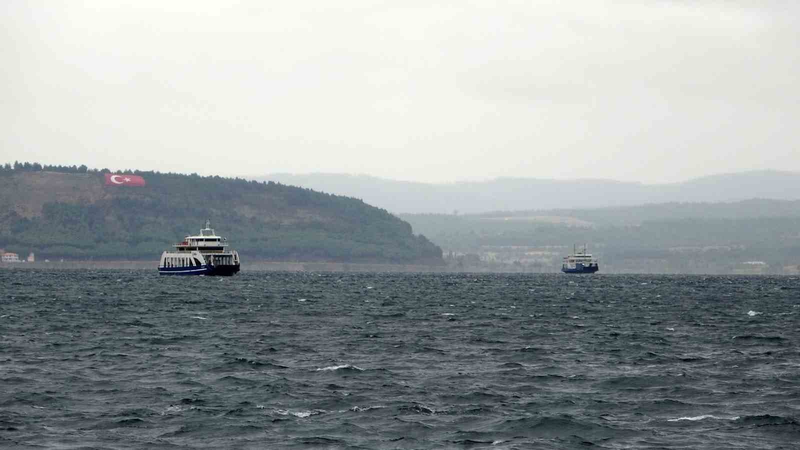 Bozcaada Feribot Seferlerinde Hava Muhalefeti İptalleri