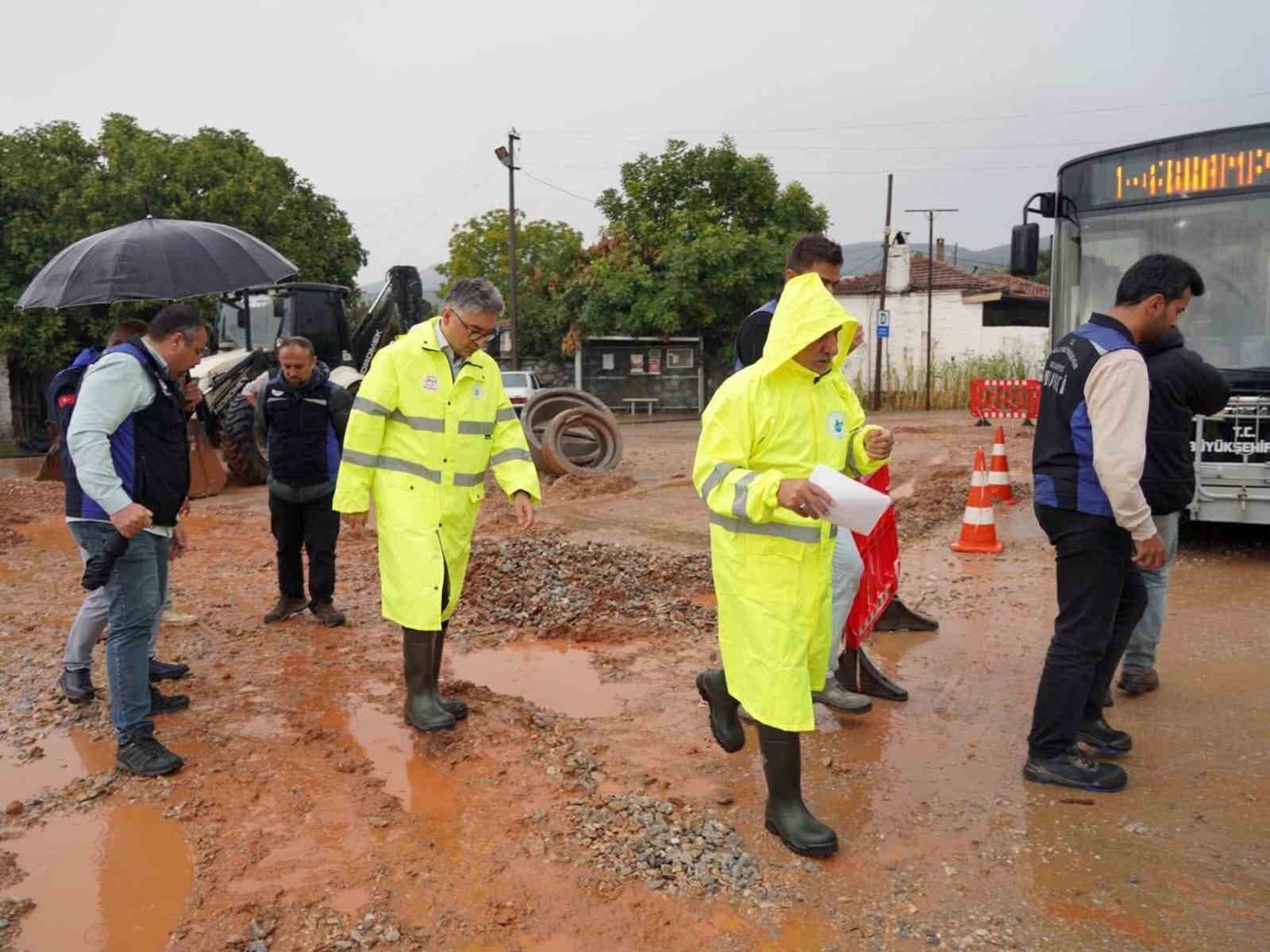MUSKİ Ekiplerinden Sağanak Yağışlara Karşı Kesintisiz Müdahale