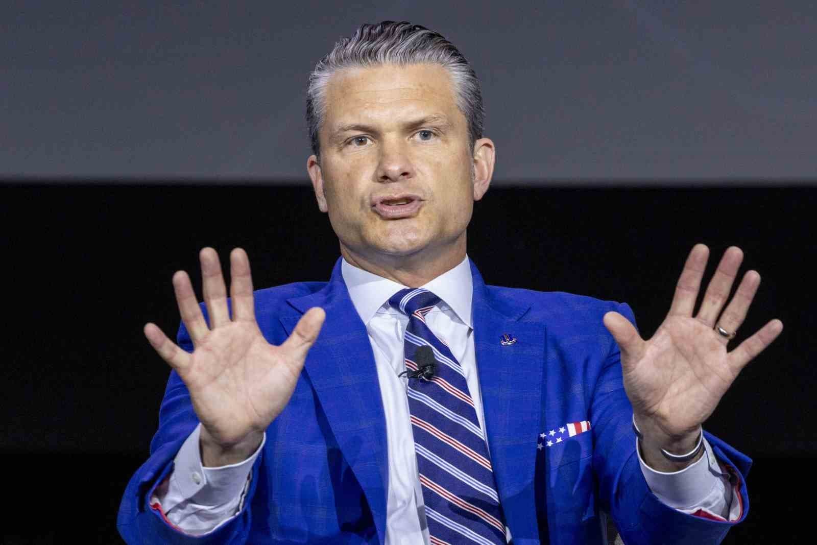 ABD Savunma Bakanı Hegseth'e Konferansta Sert Protestolar